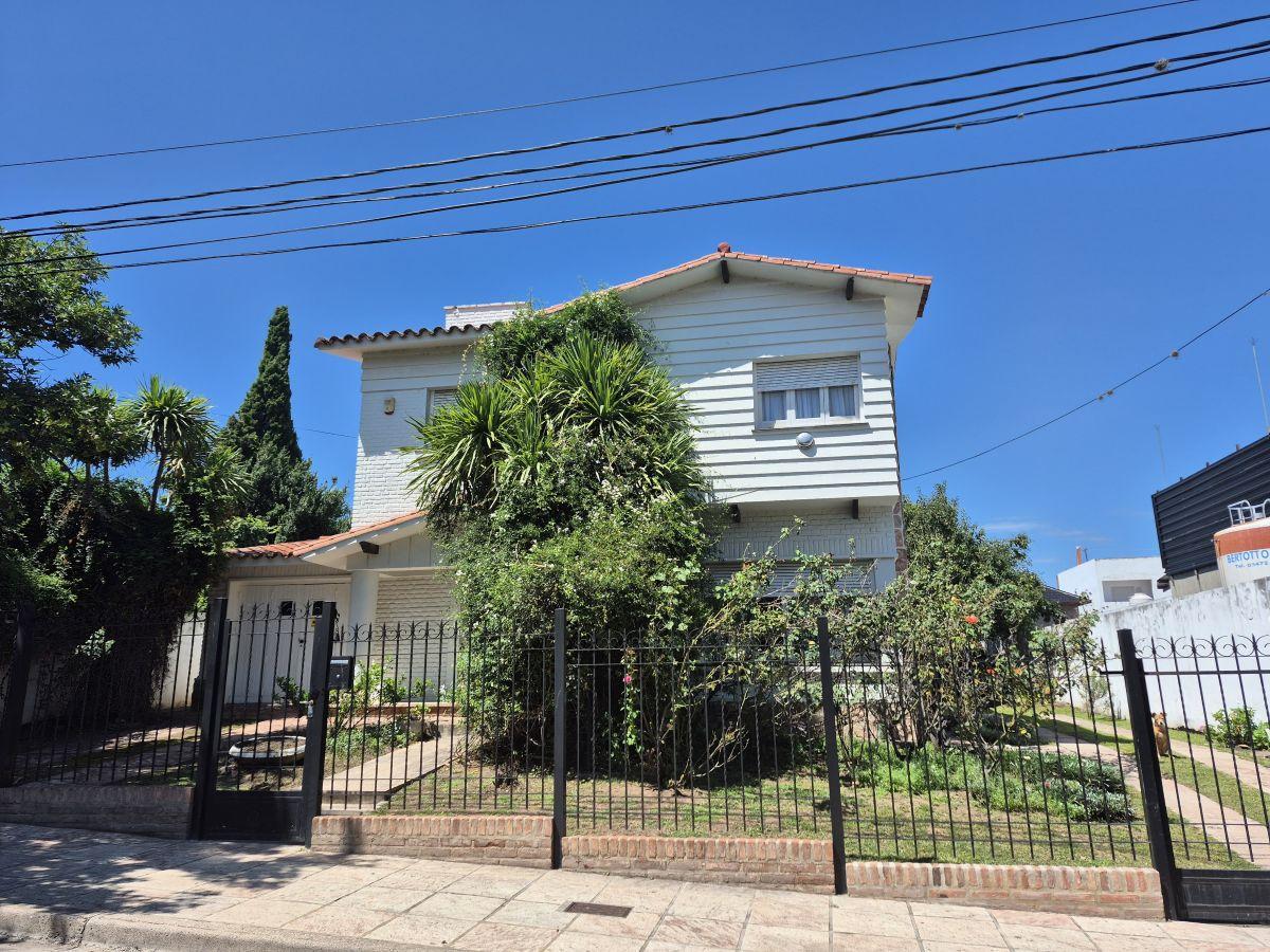 Casa de 4 dormitorios en venta