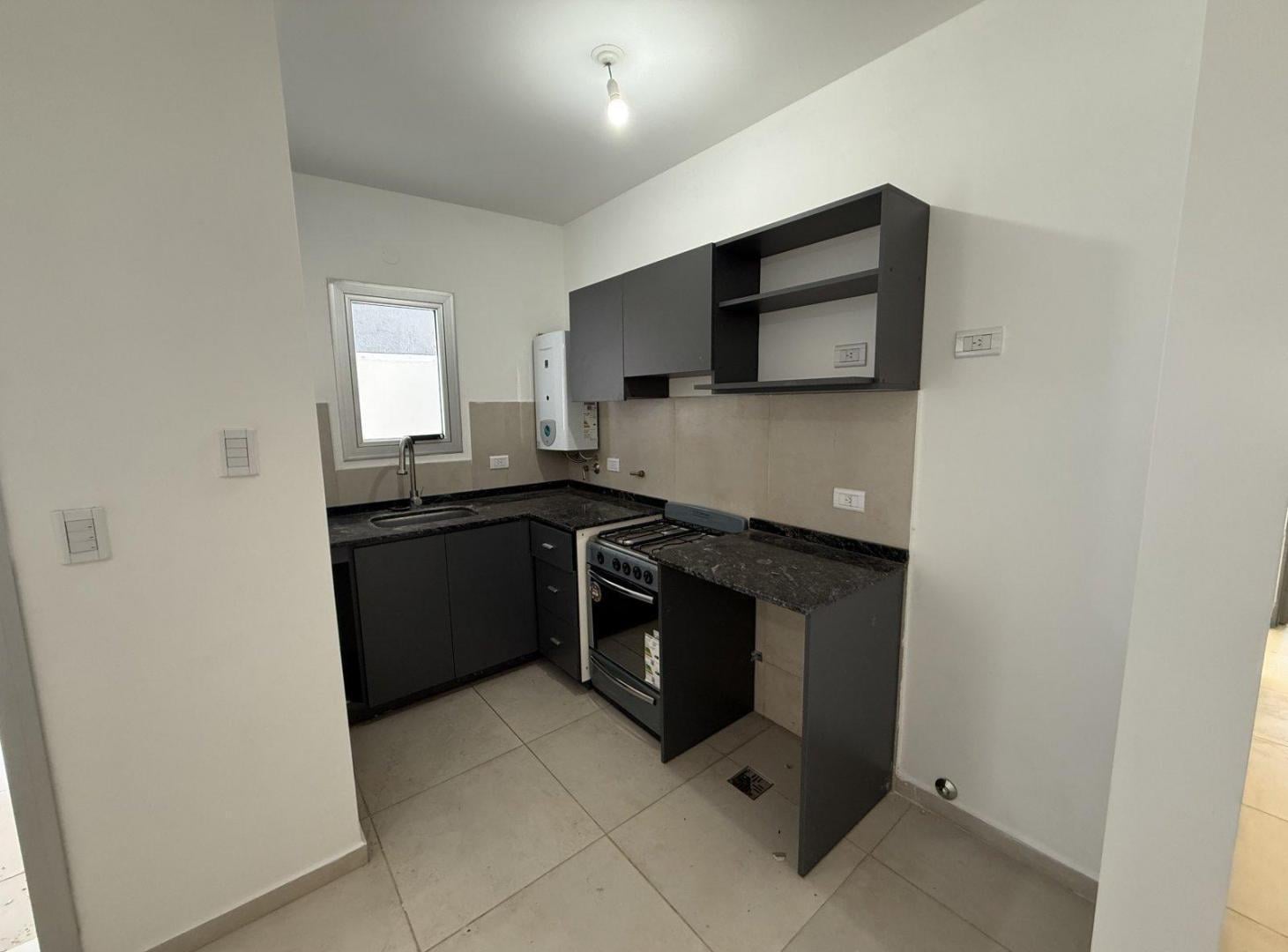 Venta departamento de 2 dormitorios en barrio Guemes