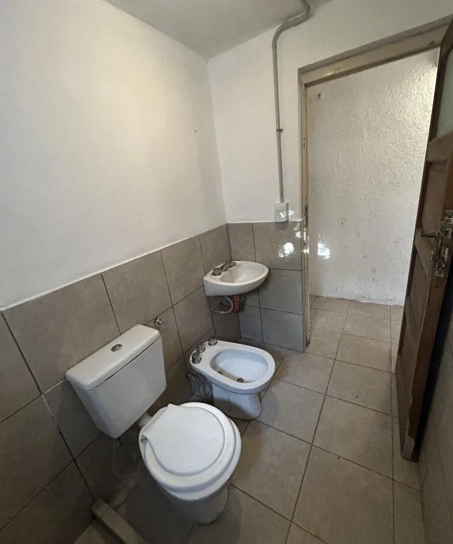 Casa en Venta de 2 Dormitorios en Lomas del Chañar, Río Ceballos 1