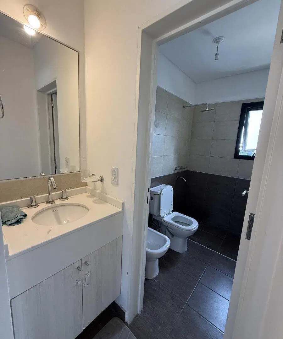 Duplex de 3 dormitorios en venta en Manantiales 1 1