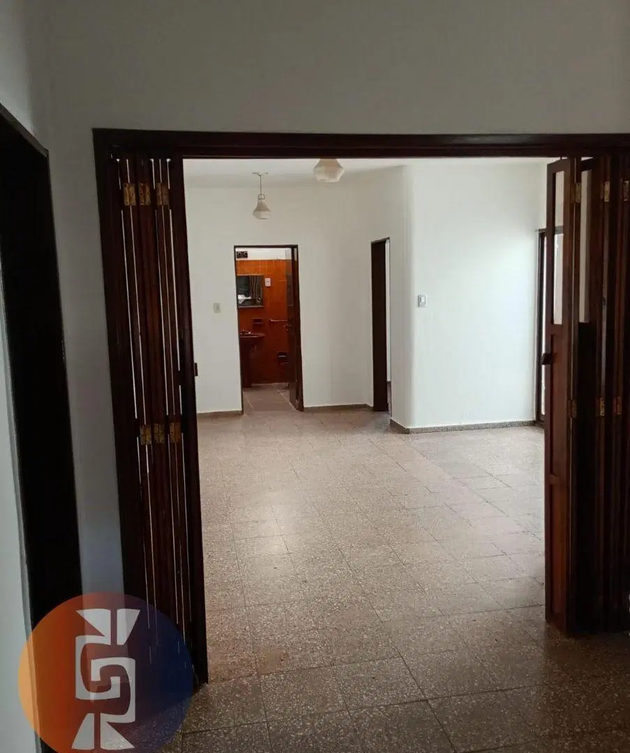 Centro America gran casa esquina 1