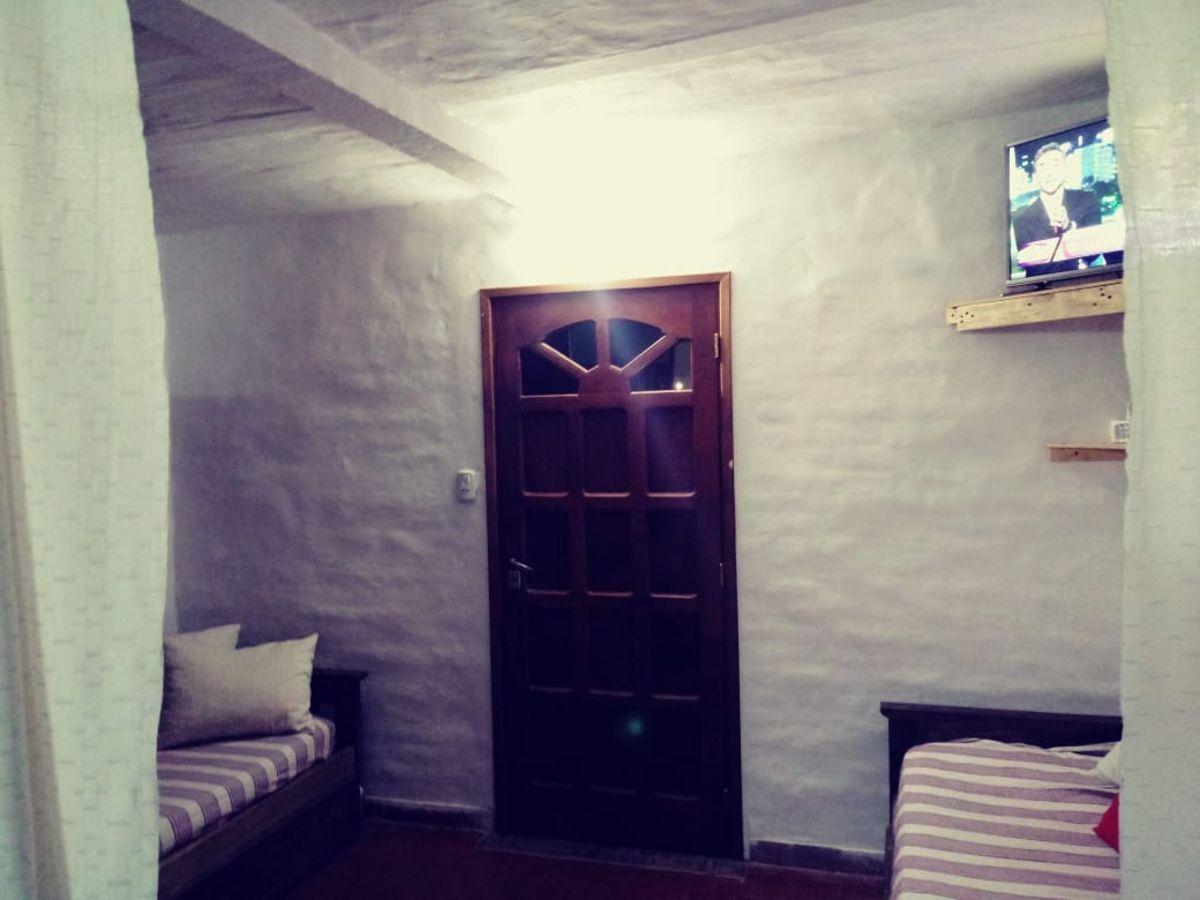 Foto de Casa con pileta, amoblada, lista para rentar o vivir + 2 terrenos, imagen 5
