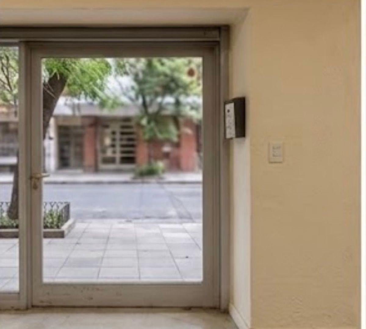 Foto de Local comercial en barrio norte excelente ubicación, imagen 4