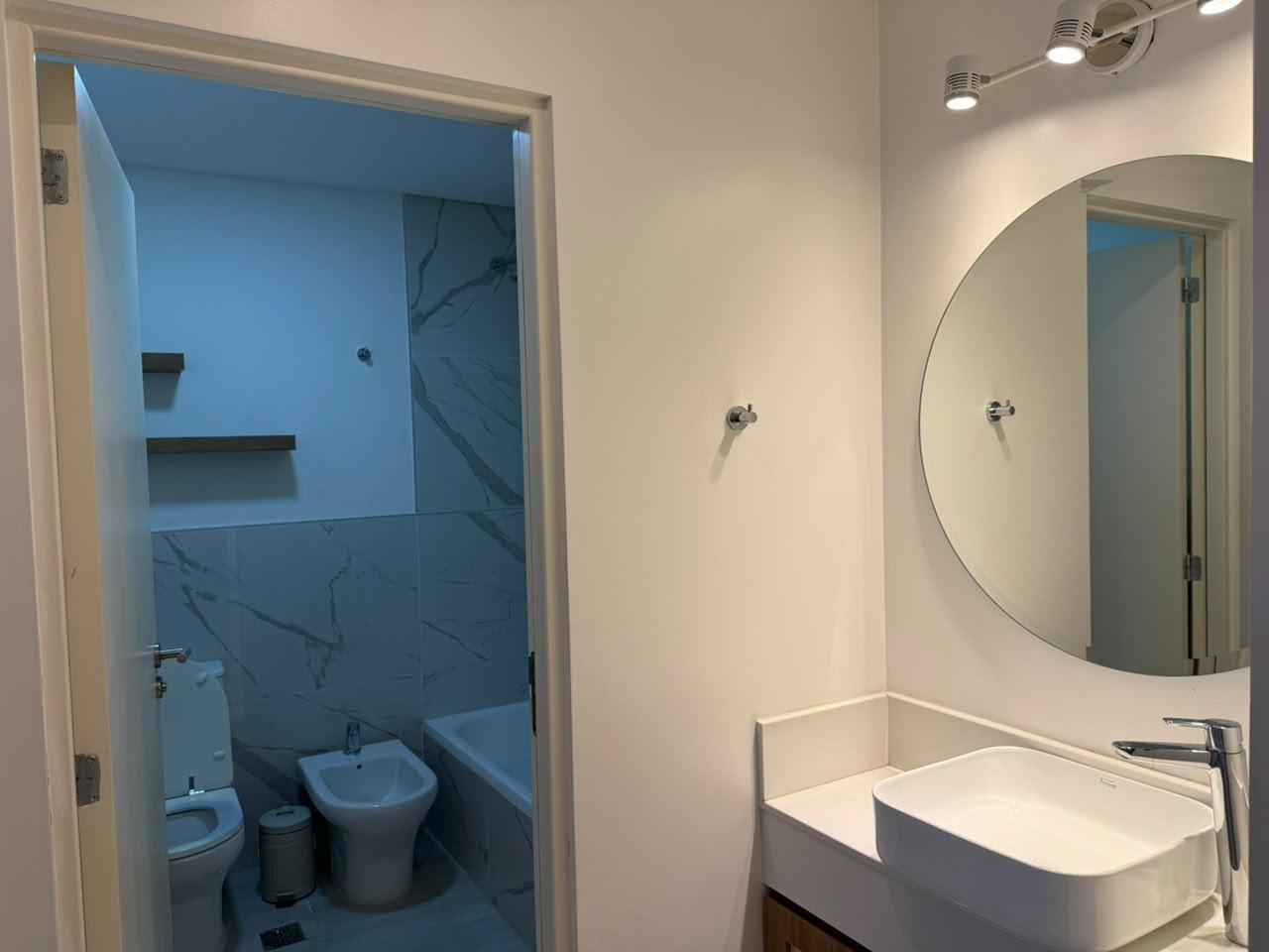 Foto de Departamento 1 Dormitorio - Complejo Moove - Las Rosas 1051, imagen 3