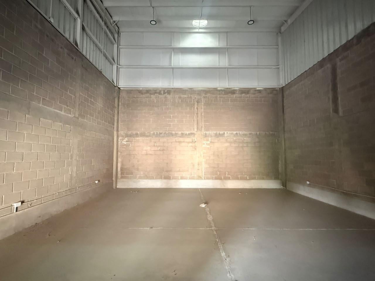 Foto de Depósito en alquiler, imagen 2