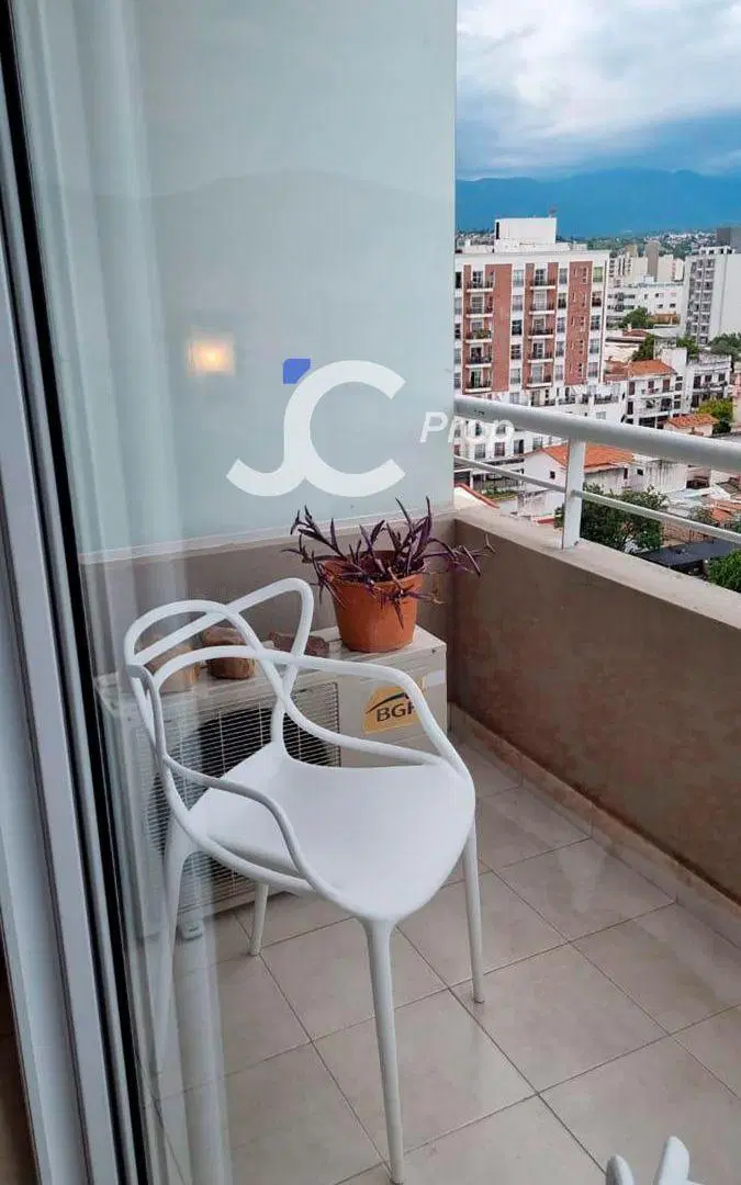 MONOAMBIENTE EN VENTA 40 M2 TOTALES APROX GORRITI 80 3