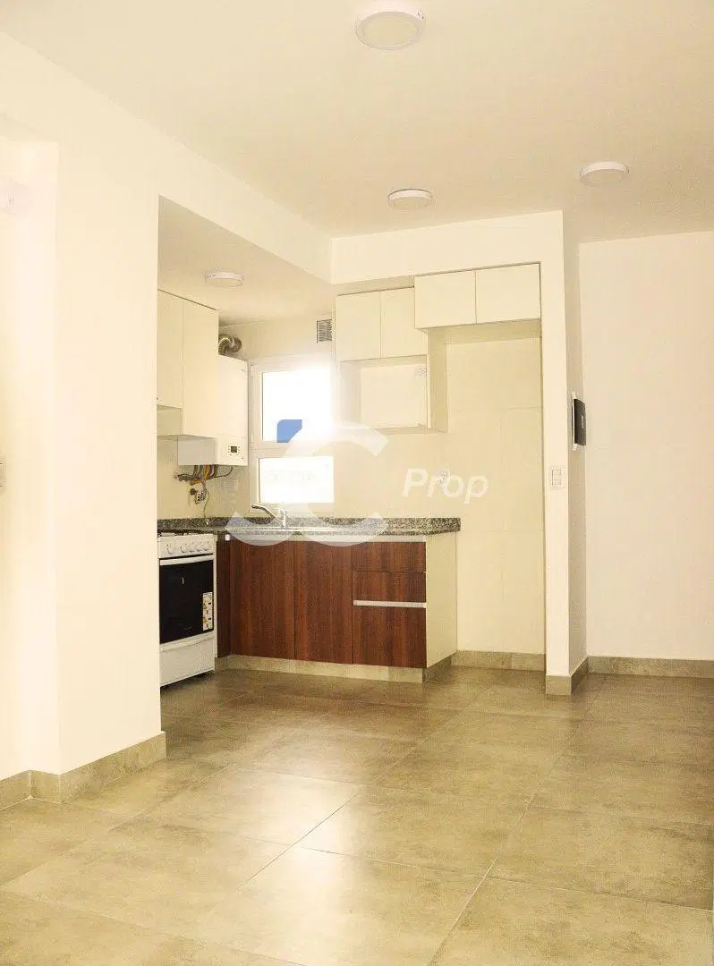 DEPARTAMENTO DE 1 DORMITORIO EN ALQUILER COMO NUEVO BALCARCE 723 2