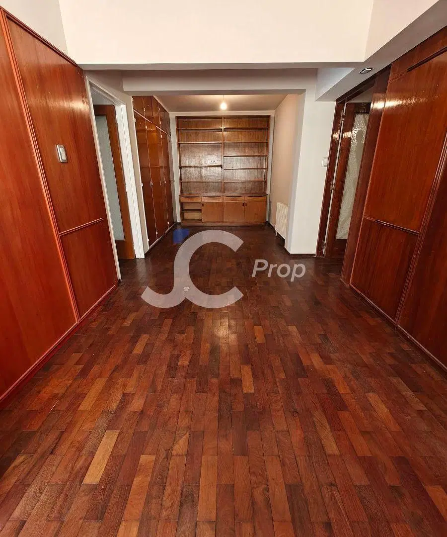 DEPARTAMENTO DE 3 DORMITORIOS 1 EN SUITE CON DEPENDENCIA DE SERVICIO EN DEAN FUNES AL 300 5