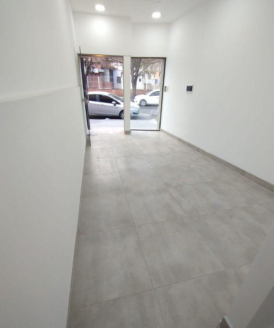 Foto de ALQUILER LOCAL COMERCIAL A ESTRENAR EN MARIANO BOEDO 196, imagen 1