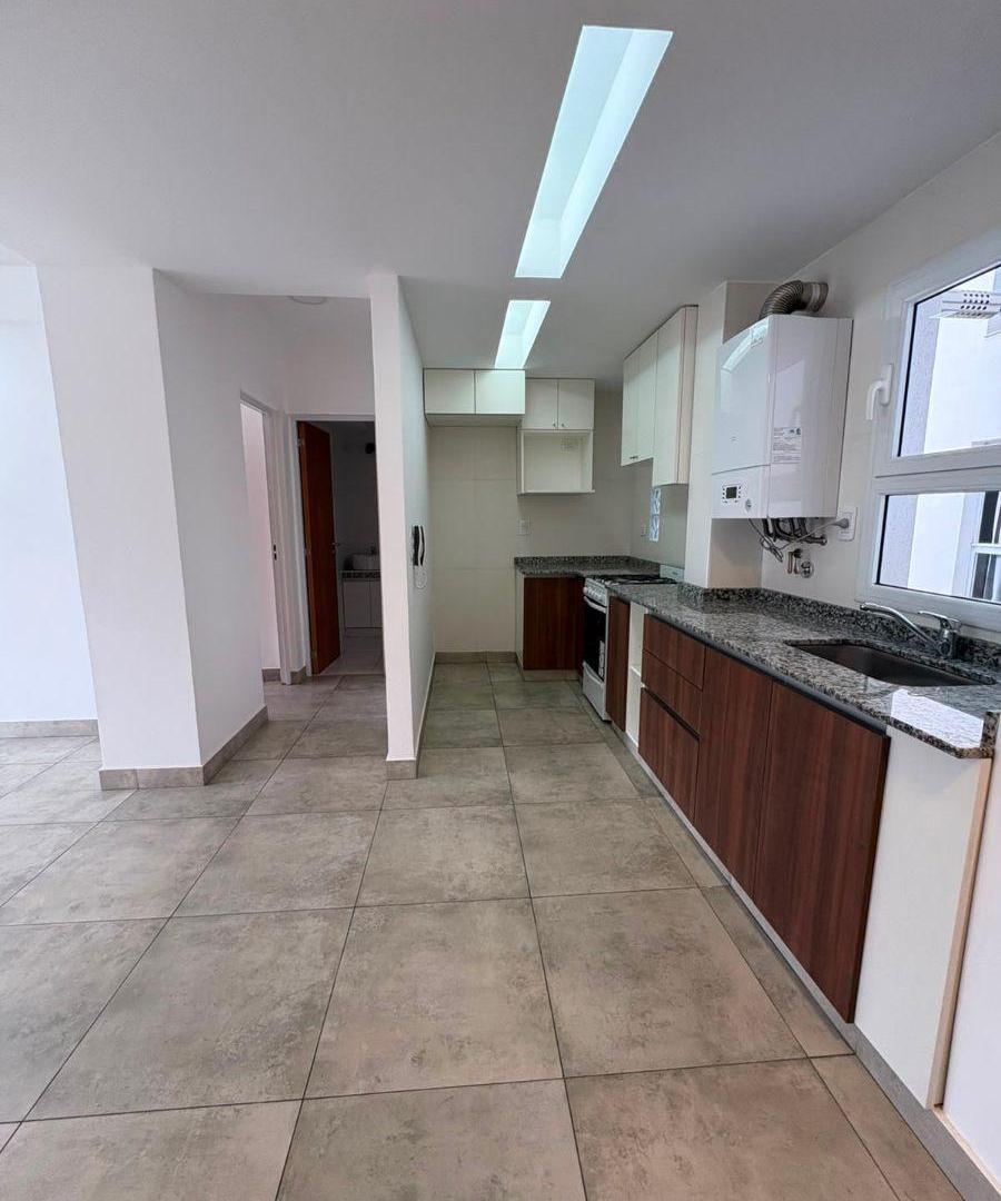 Foto de ALQUILER DEPTO DE 1 DORMITORIO CON BALCON EN BALCARCE 723, imagen 4