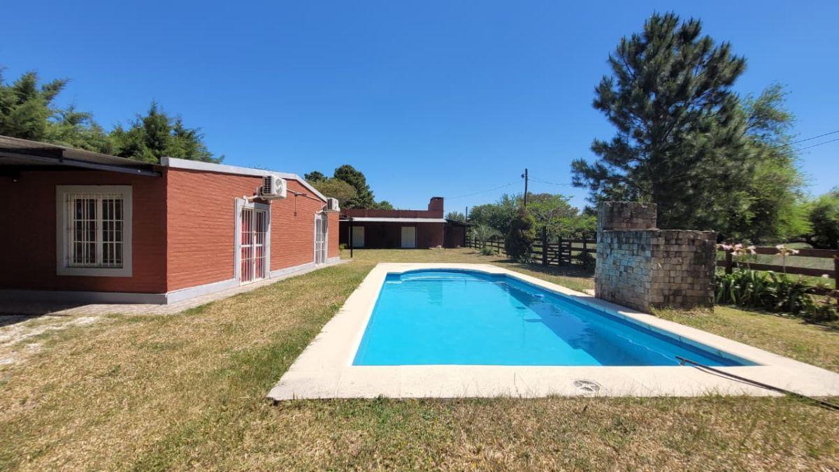 Foto de Hermosa casa-quinta con cabañas a estrenar – Lista para mudarse, imagen 4