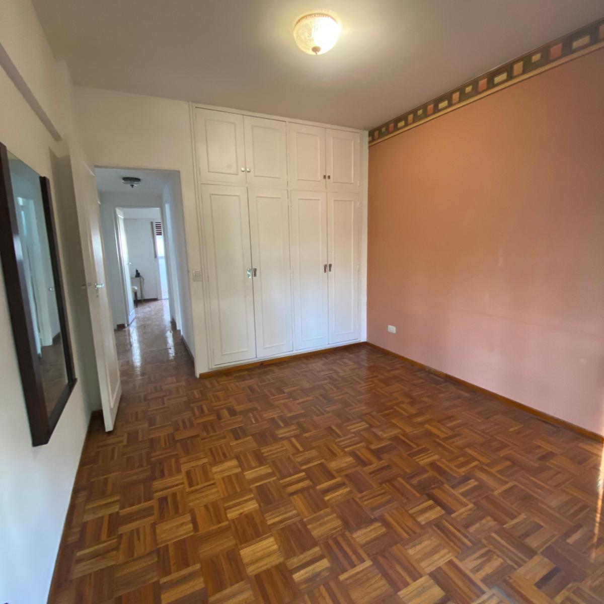 Semipiso en Flores Amplio y Luminoso Balcón Cochera Dño Vende 3