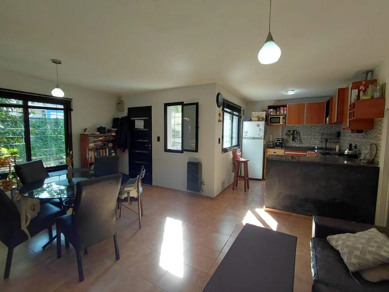 La Calera CASA EN UNA PLANTA CON 2 DORM. PATIO Y PILETA 3