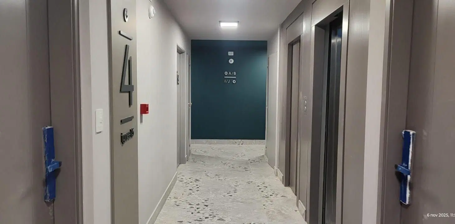 NUEVA CORDOBA - A Estrenar Amplio Dpto. de 1Dorm. Escr. y 2 Baños! 5