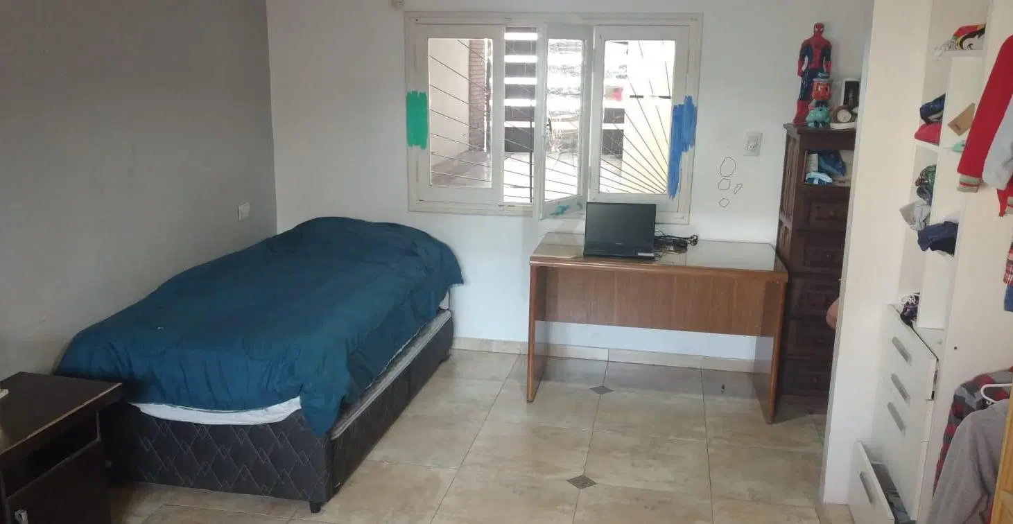 Casa 2 dorm +hab servicio 2 cocheras 3