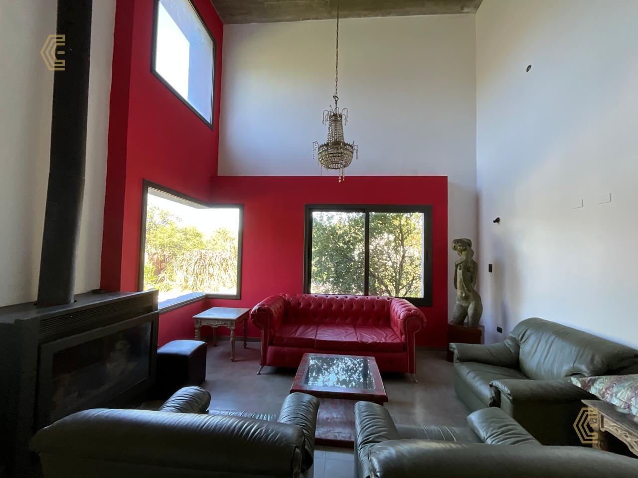 CASA EN 4 HOJAS - 2DOR. 2BAÑ. - GRAN PARQUE