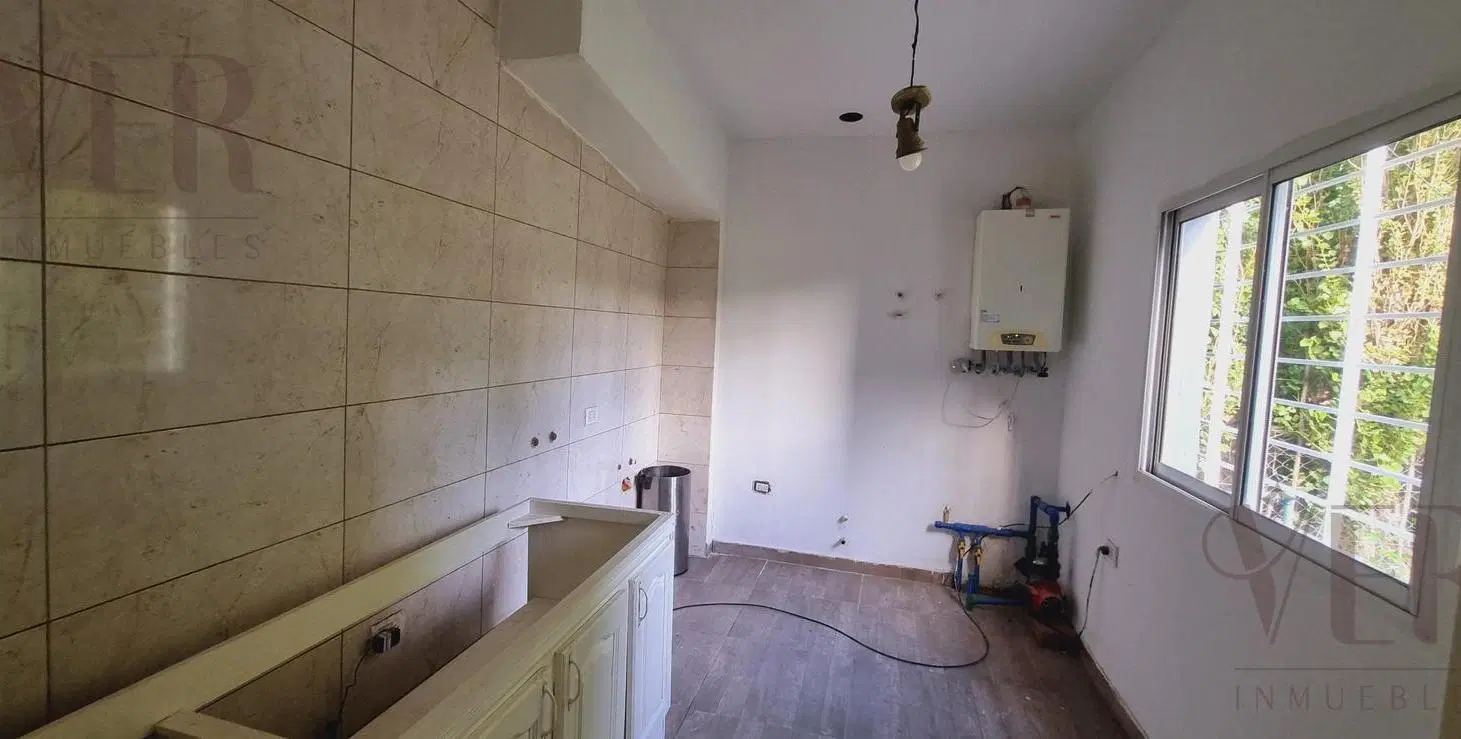 Venta Casa Quinta  4 dorm - 2Ha Plottier 4