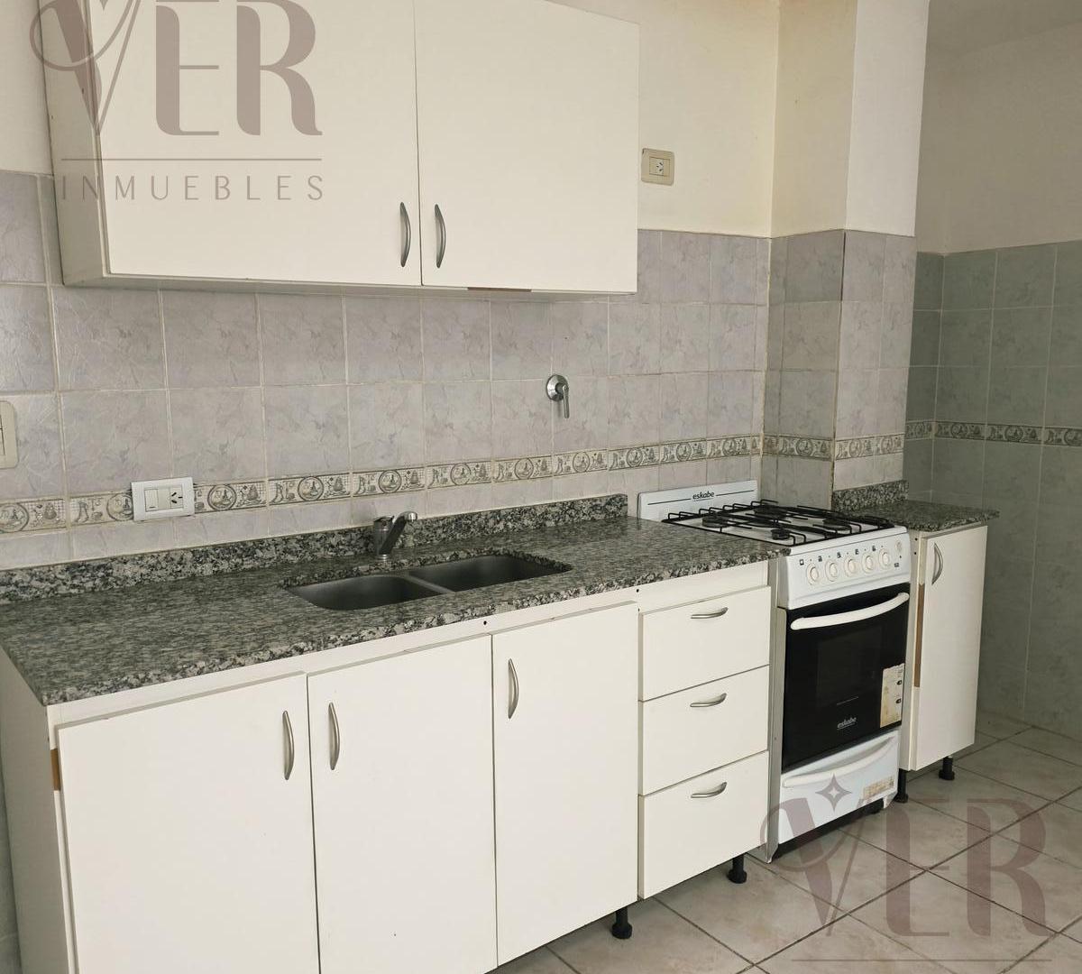 Foto de Venta Dpto 1 dorm con cochera B° Arevalo - Cipolletti, imagen 4