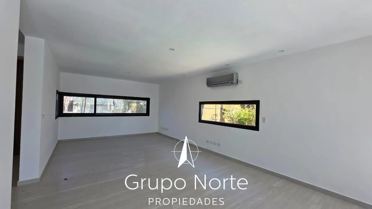 Casa al río en venta en El Yacht, Nordelta. 3