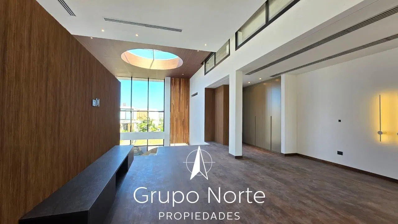 Casa en venta al rio en barrio El Yacht, Nordelta 5