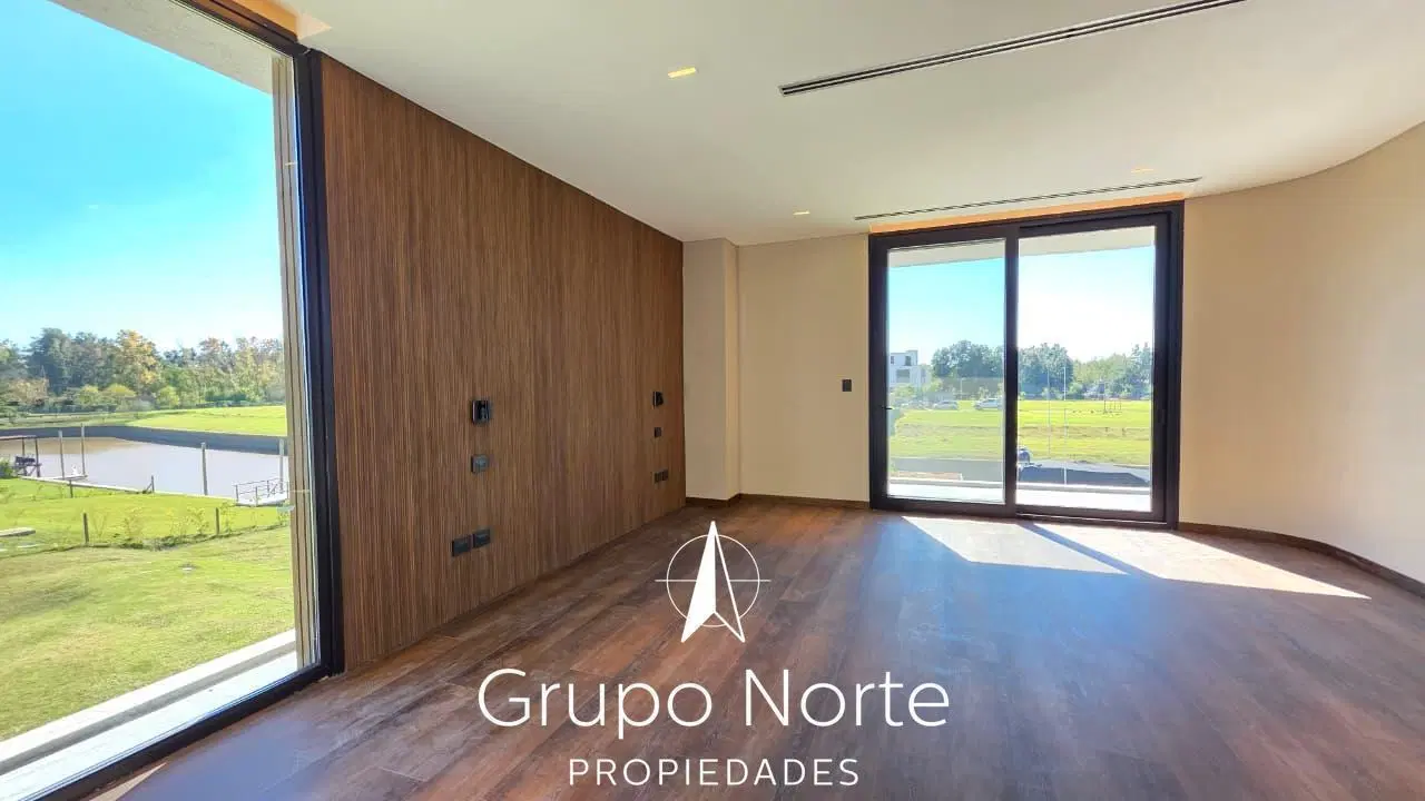 Casa en venta al rio en barrio El Yacht, Nordelta 3