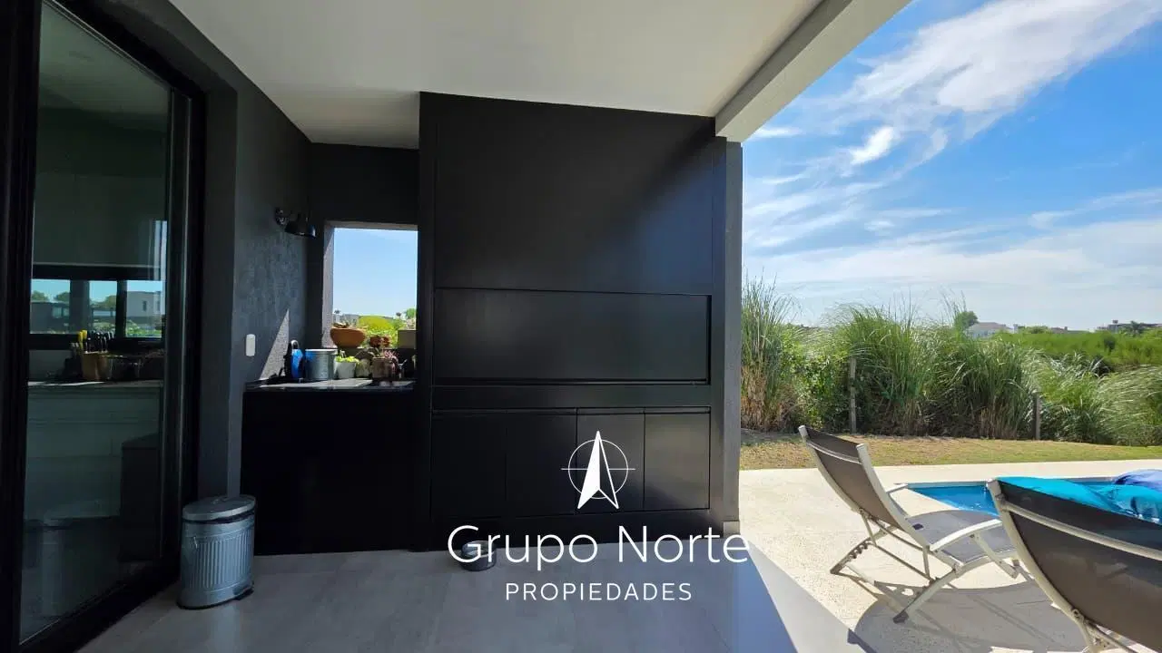 Casa al río en venta en barrio El Canal, Villanueva SALÍ NAVEGANDO DESDE TU CASA! 4