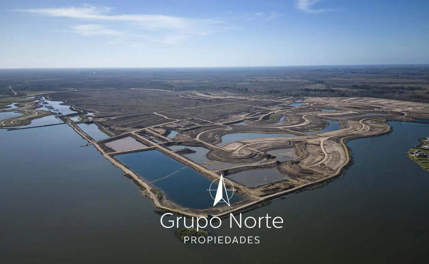 Lote al lago en venta en Orillas Puertos de Escobar. 2