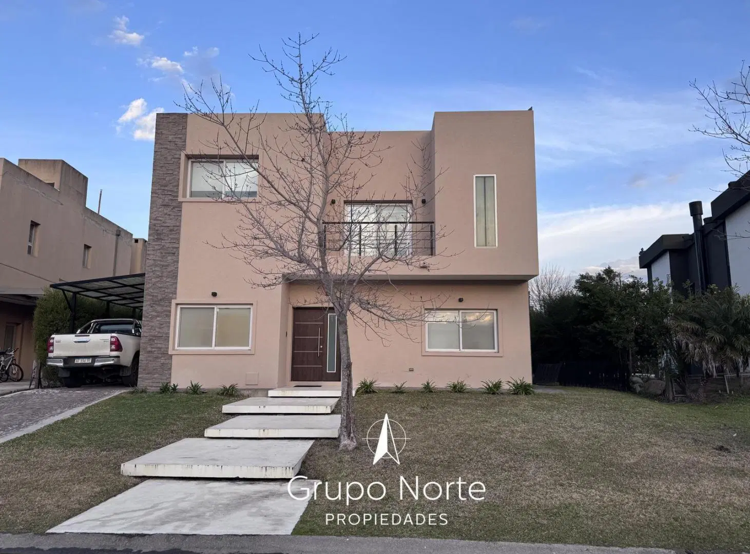 Casa en Los Alisos amoblada en alquiler, 4 dormitorios 3
