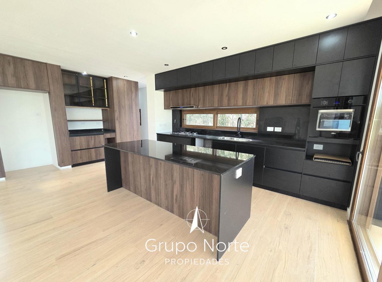 Foto de Casa en venta en Los Castaños, Nordelta, Tigre. 4 dormitorios, imagen 4