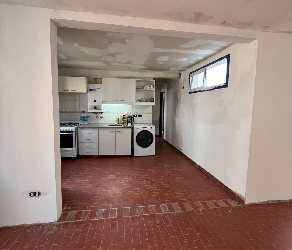 Foto de PH en venta en Los Hornos, imagen 3