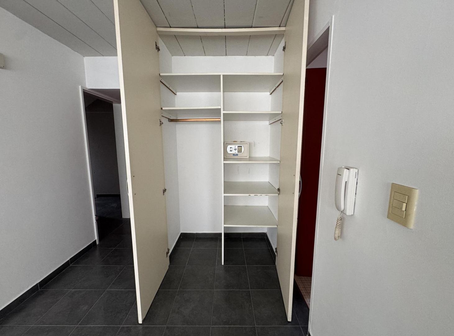 Foto de DEPARTAMENTO MONOAMBIENTE ALQUILER LA PLATA, imagen 4