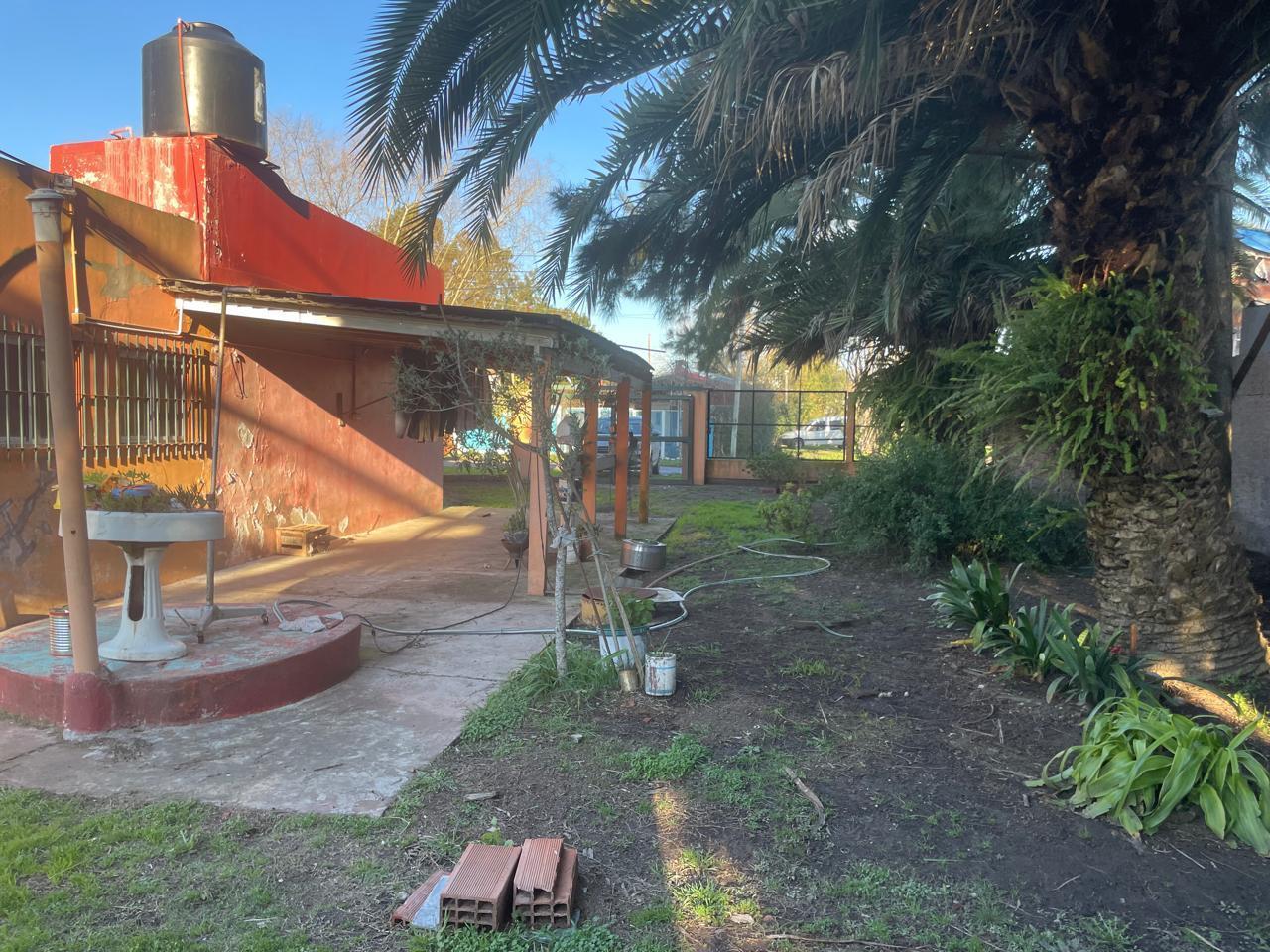 Foto de Casa con amplio lote disponible en venta en Villa Elvira, imagen 1