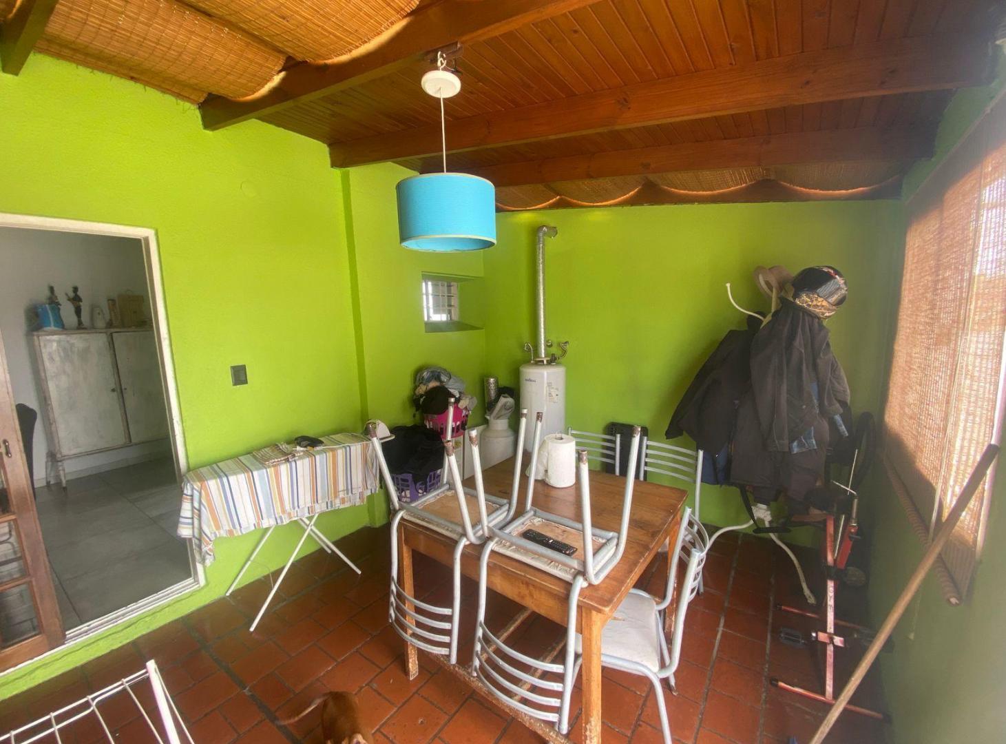 Foto de Departamento en venta Los Hornos - 3 Habitaciones - Terraza privada, imagen 3