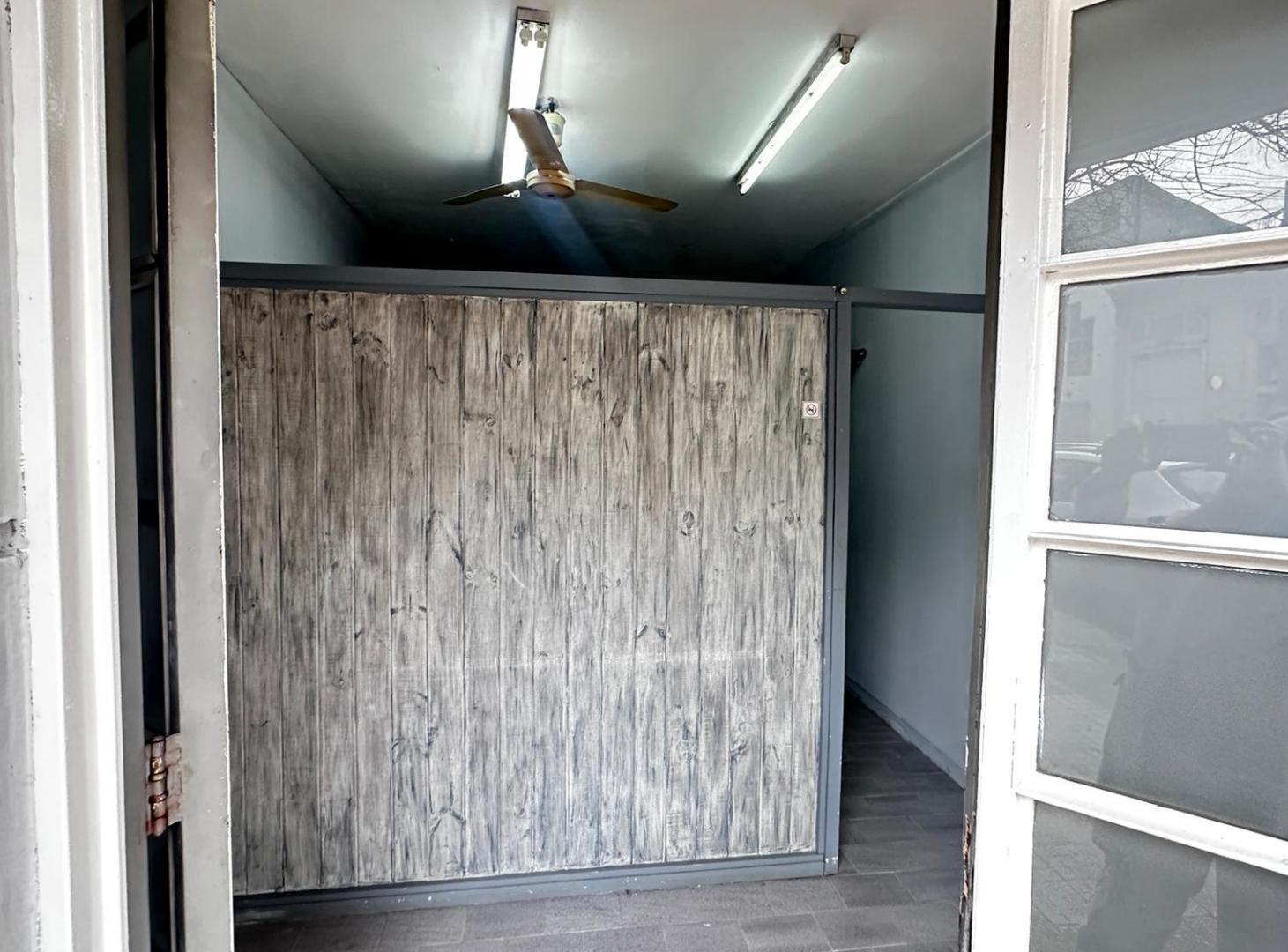 Foto de LOCAL COMERCIAL EN ALQUILER, LA PLATA, imagen 2