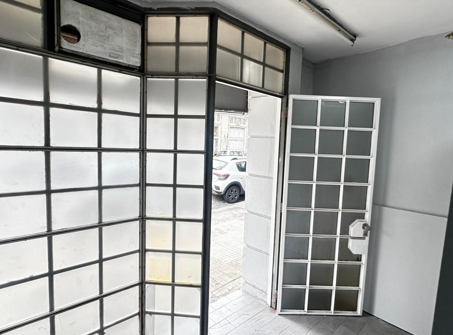 Foto de LOCAL COMERCIAL EN ALQUILER, LA PLATA, imagen 5