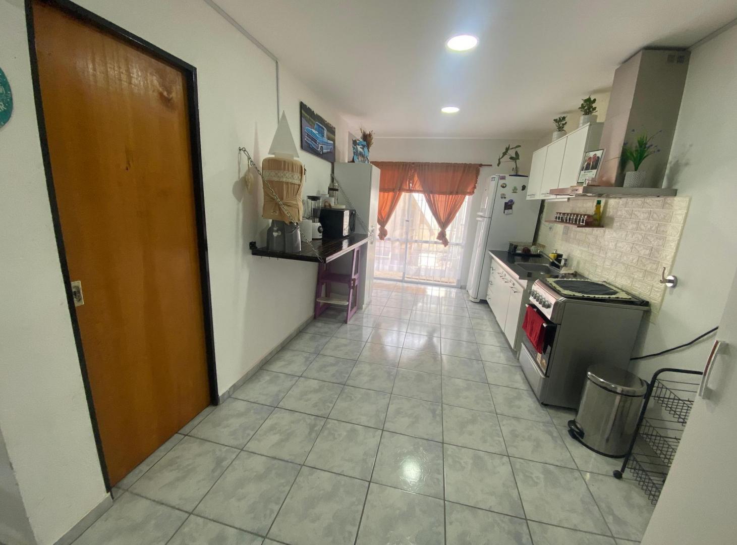 Foto de Duplex en venta en Los Hornos, imagen 4