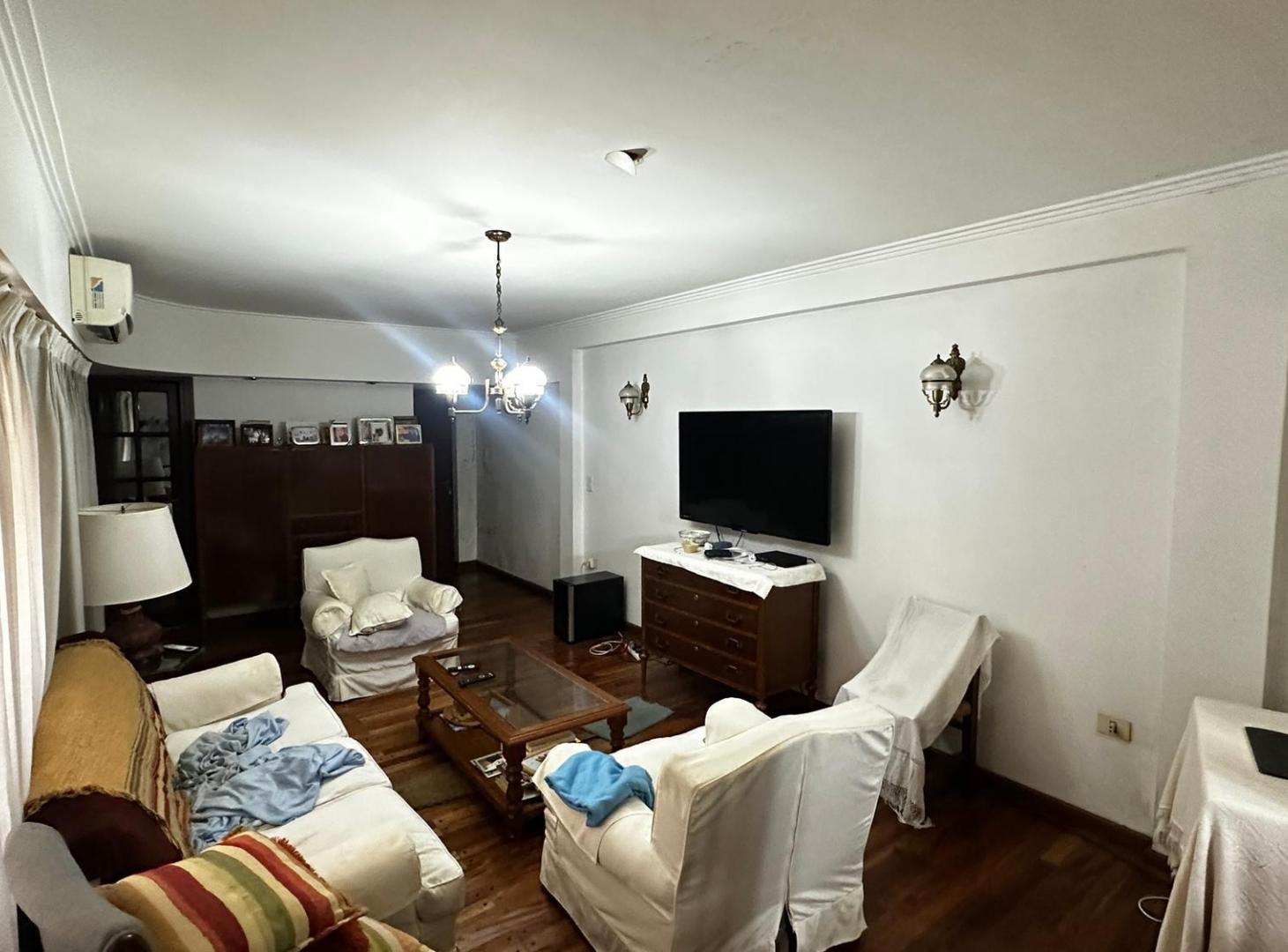 Foto de DEPARTAMENTO EN VENTA 4 DORMITORIOS, LA PLATA CON BALCON, imagen 5
