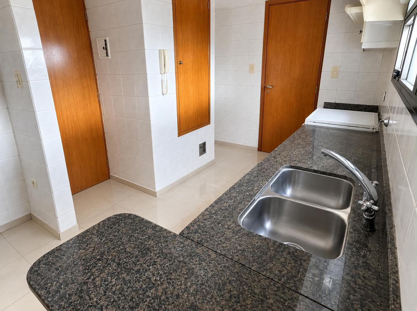 Foto de Departamento Venta 3 Dormitorios La Plata, imagen 5