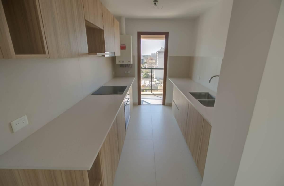Foto de Departamento en Venta - 3 Dormitorios - La Plata -, imagen 2