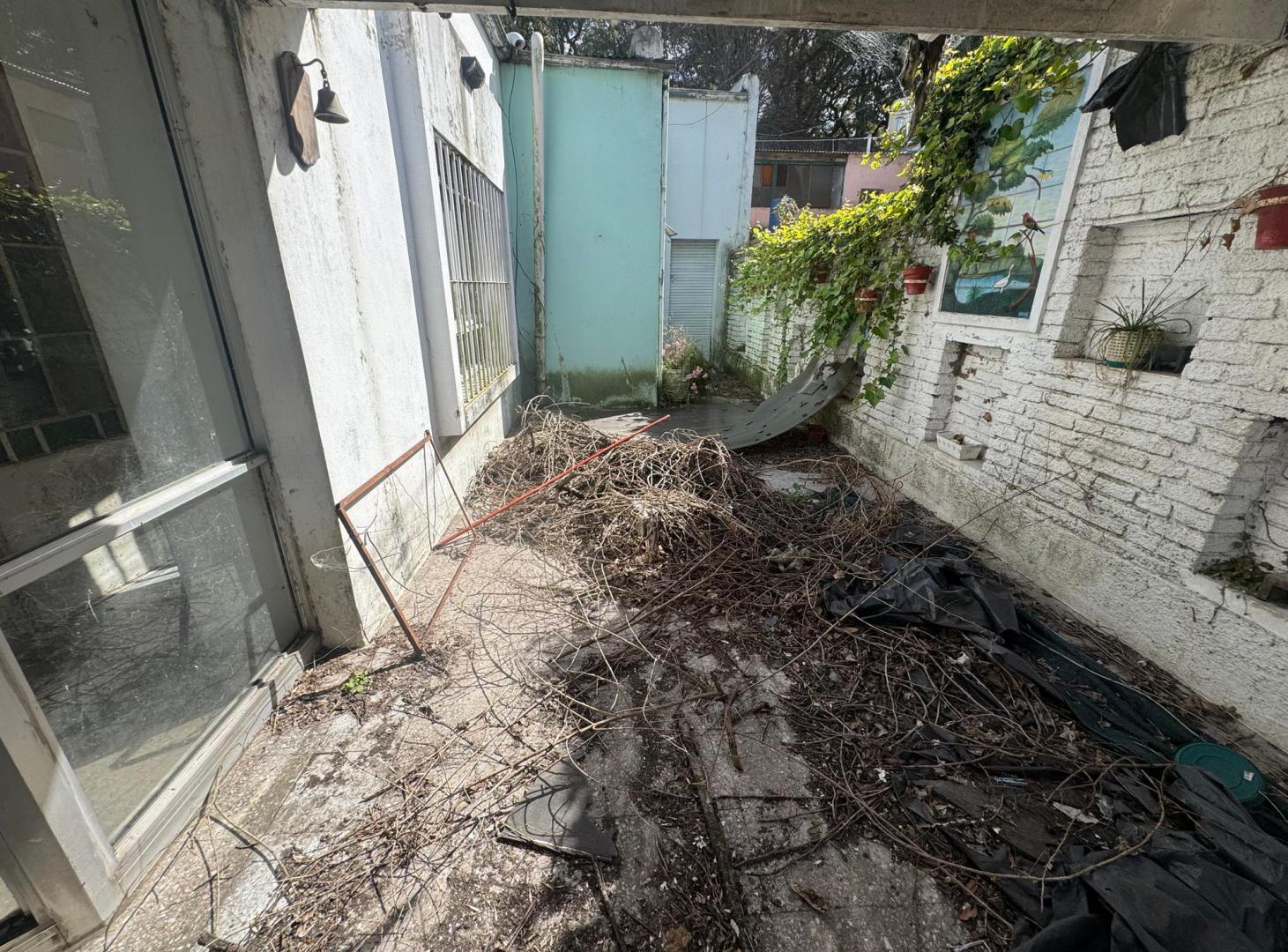 Foto de CASA A REFACCIONAR LA PLATA APTA BANCO, imagen 5