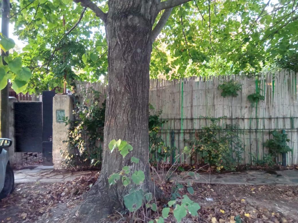 Foto de LOTE EN VENTA CITY BELL CON CONSTRUCCIÓN, imagen 1
