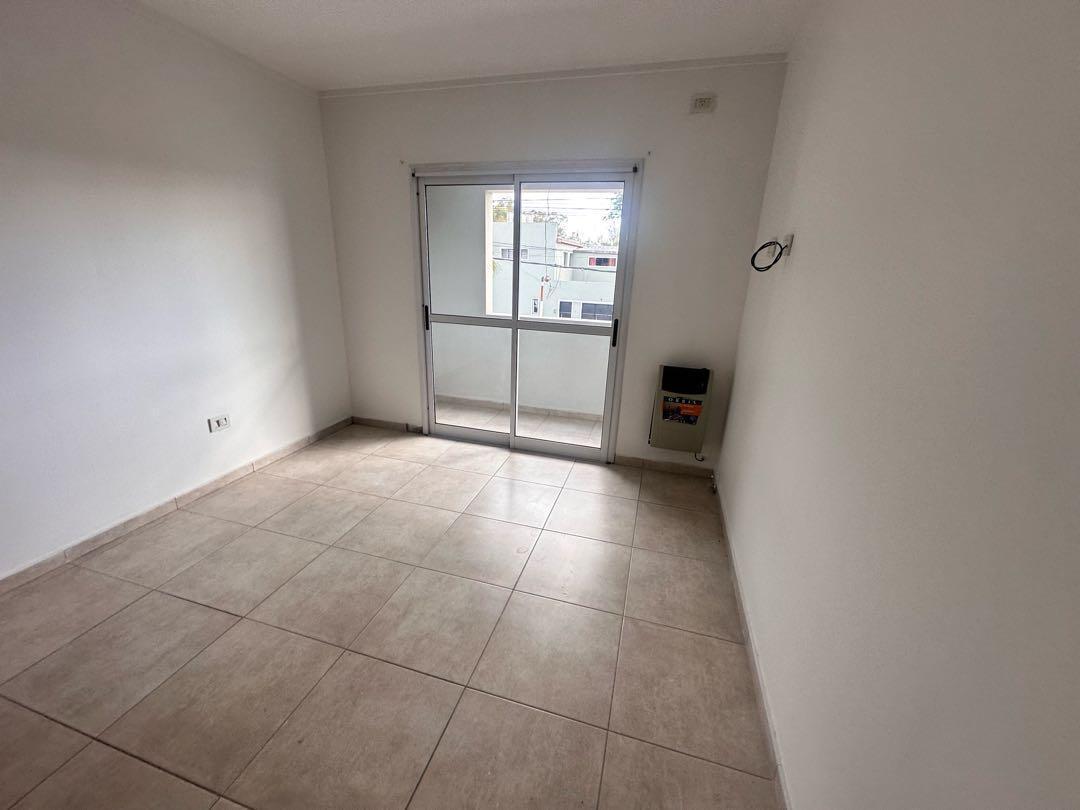 Foto de Duplex venta 2 dormitorios La Plata Apto banco, imagen 4