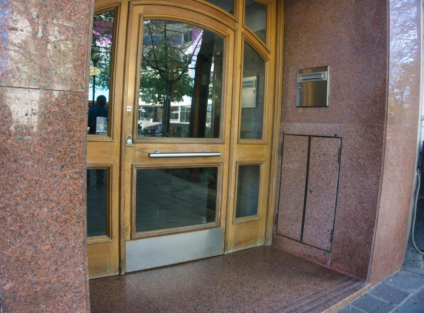 Foto de Departamento en venta – 10 esq. 51, La Plata, imagen 2