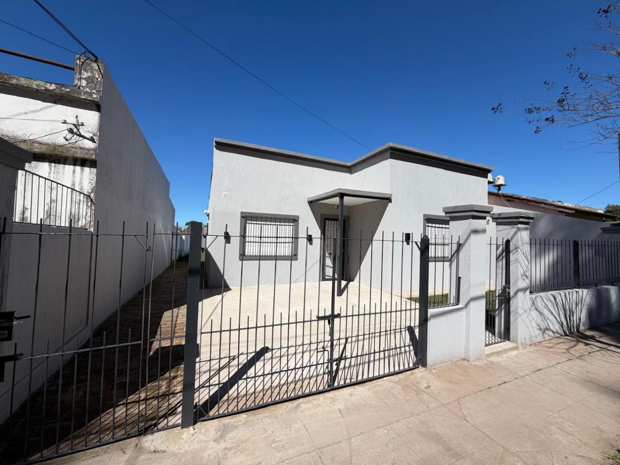 Foto de EXCLUSIVA VIVIENDA DE ESTETICA MODERNA EN EL CENTRO DE PONTEVEDRA., imagen 2
