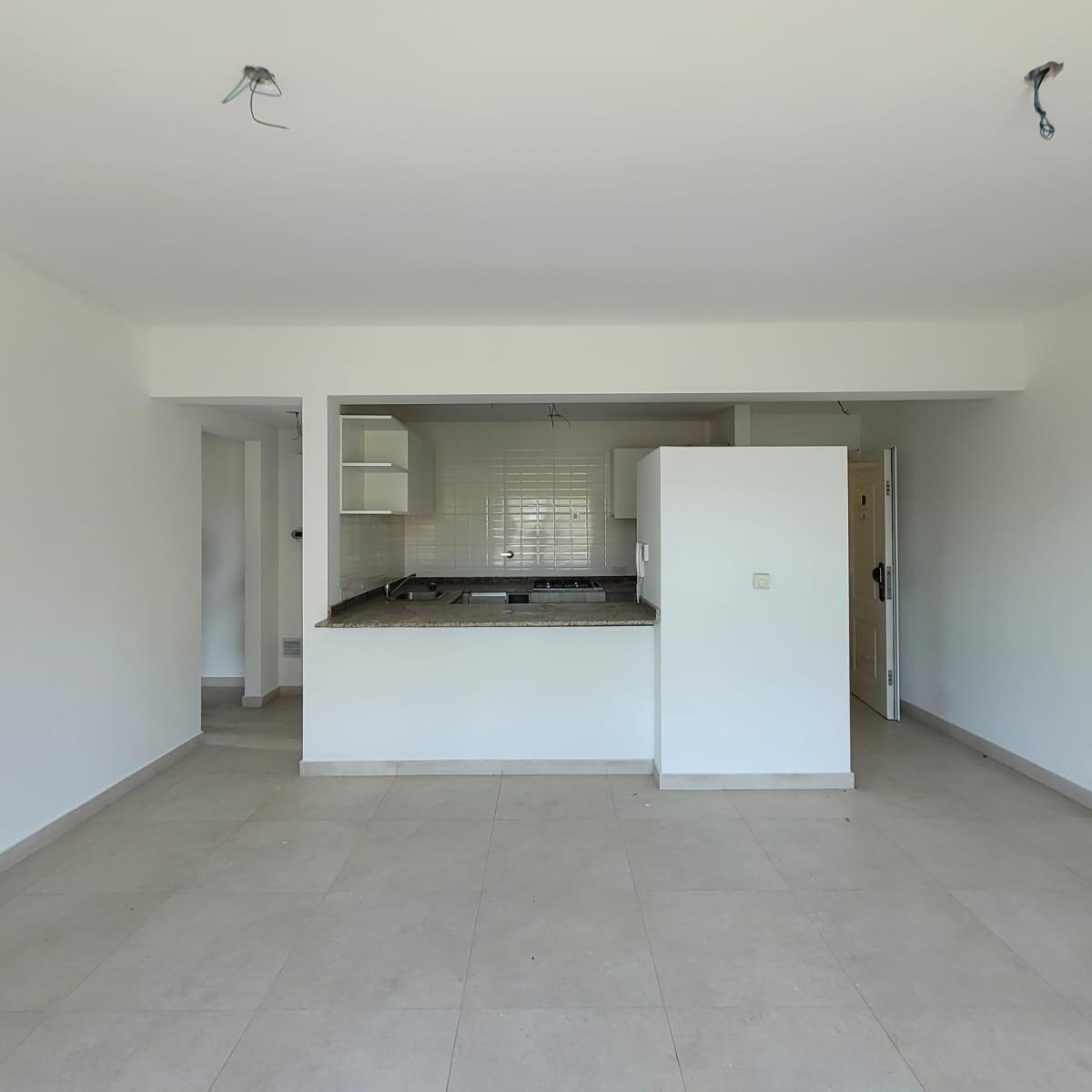 Departamento en Venta en Monte Grande! en Excelente Ubicacion 2