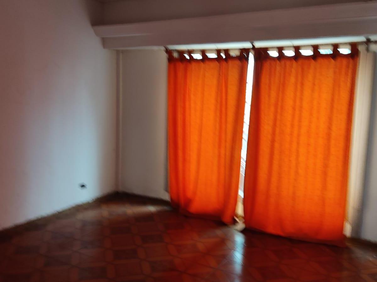 Foto de GALPON EN VENTA Y ALQUILER EXCELENTE OPORTUNIDAD - SOBRE LA CALLE PASCO, imagen 2