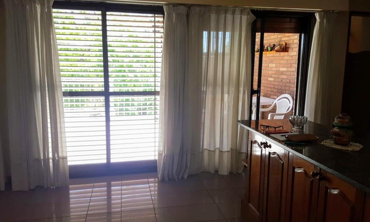 Foto de SE VENDE LOCAL CON VIVIENDA EN EXCELENTE ZONA DE LONGCHAMPS, imagen 2