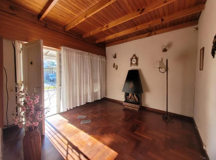 CASA EN ALQUILER ZONA BURZACO! 3