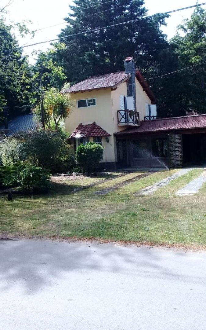 NUEVO VALOR! CHALET EN VENTA EN COSTA DEL ESTE - SOBRE ASFALTO. ALQUILER TEMPORADA 2026!