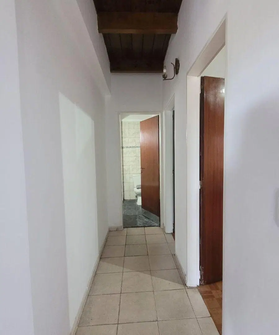 DEPARTAMENTO EN ALQUILER SOBRE AV. H. YRIGOYEN - LONGCHAMPS 1